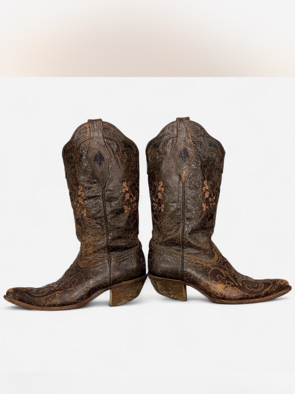 Corral Brown Embroidered Leather Cowboy Boots